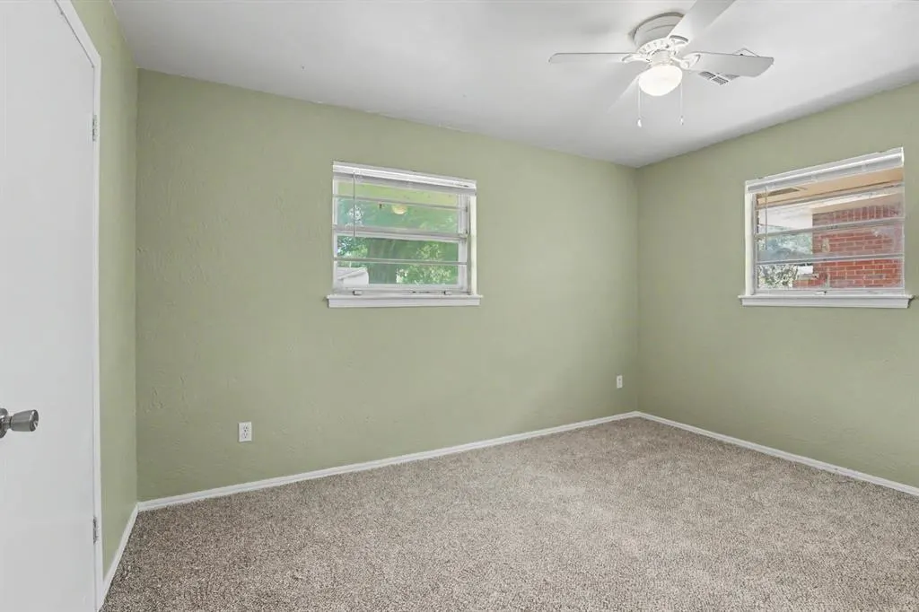 Photo 6 — 644 W Main Street, Moore, OK 73160