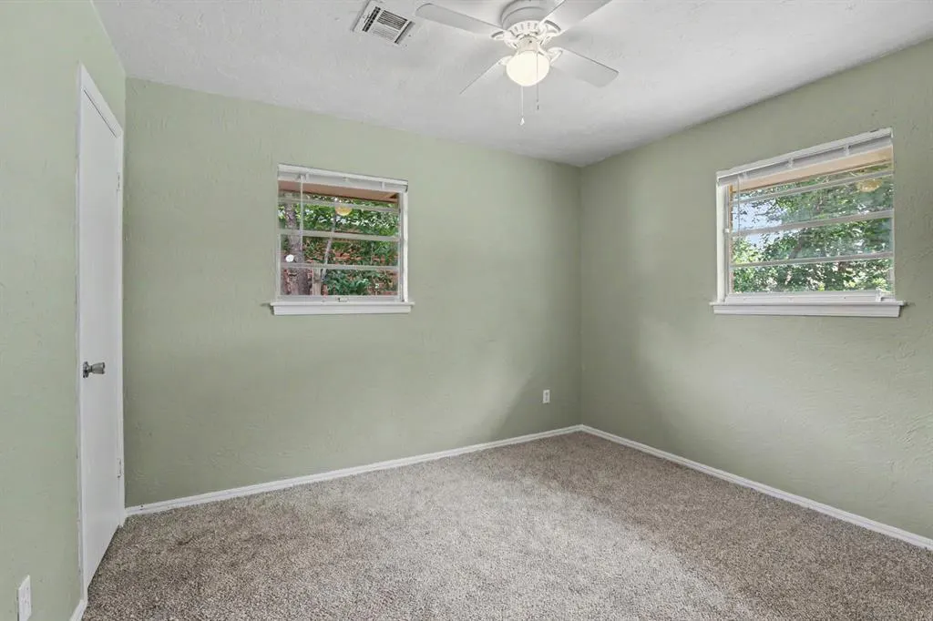 Photo 8 — 644 W Main Street, Moore, OK 73160