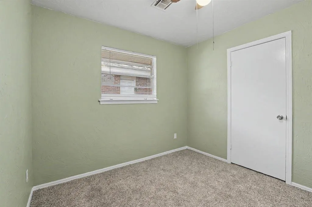 Photo 10 — 644 W Main Street, Moore, OK 73160