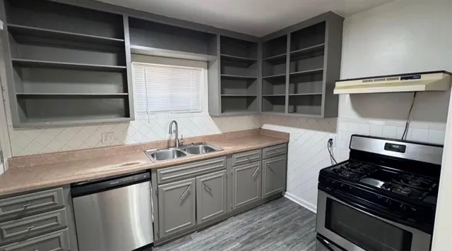 Photo 5 — 111 SW 26th Street, Oklahoma City, OK 73109