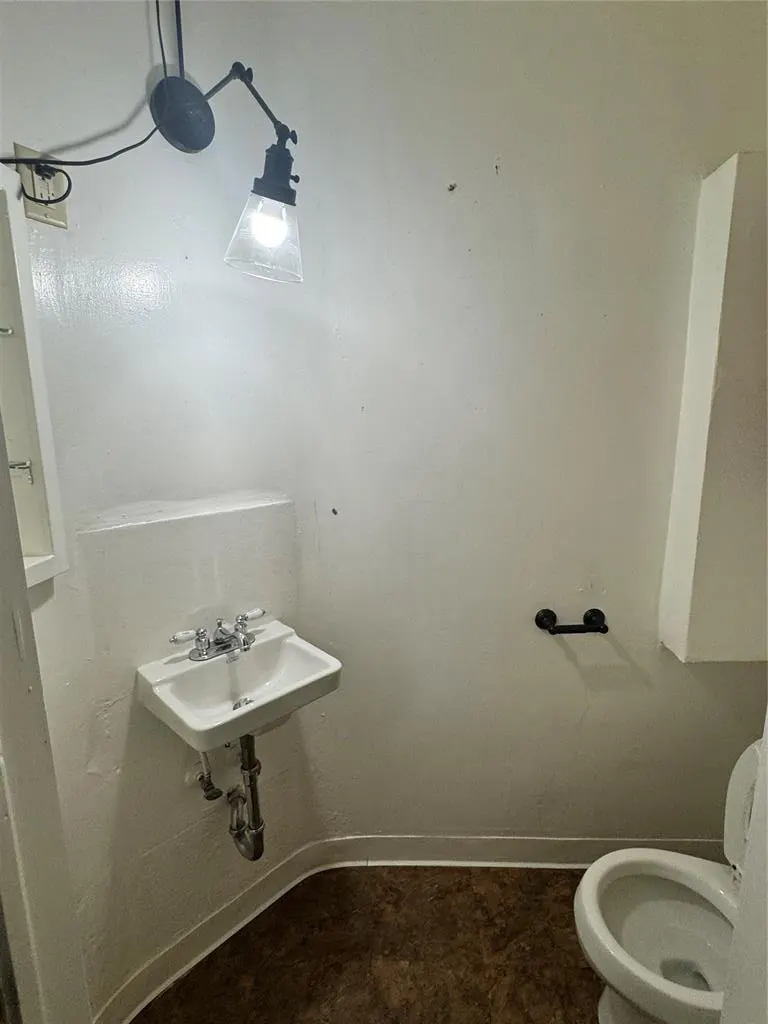Photo 18 — 111 SW 26th Street, Oklahoma City, OK 73109