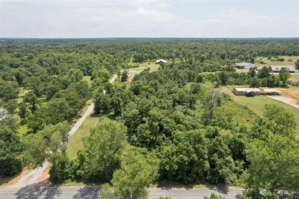 Photo 2 — 29473 Lake Drive, McLoud, OK 74851