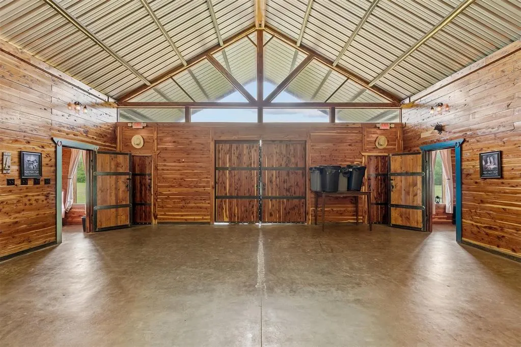 Photo 13 — 29473 Lake Drive, McLoud, OK 74851
