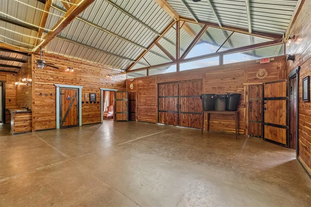 Photo 14 — 29473 Lake Drive, McLoud, OK 74851