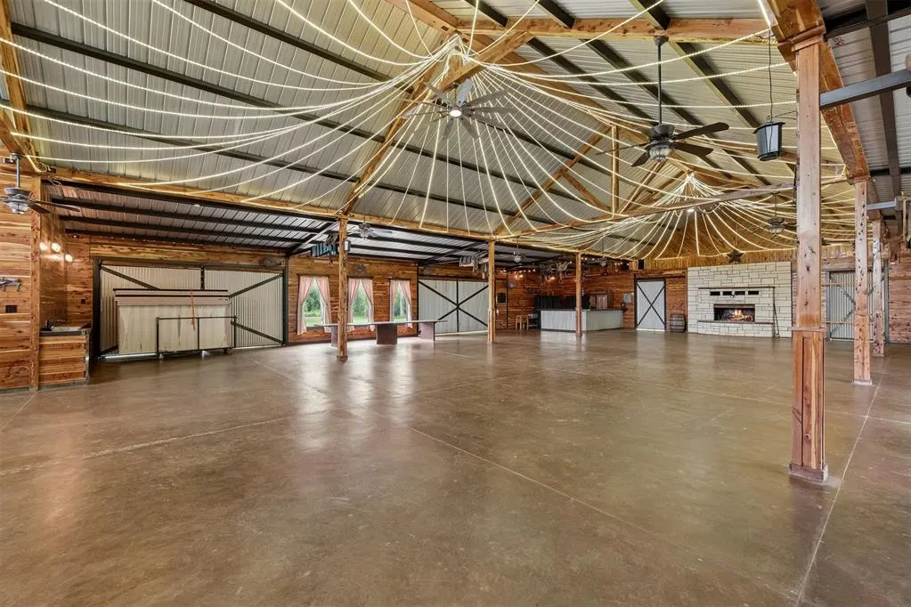 Photo 18 — 29473 Lake Drive, McLoud, OK 74851