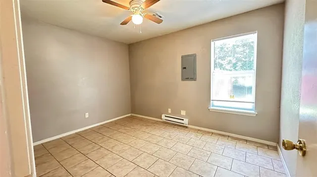 Photo 5 — 405 SE 22nd Street, Oklahoma City, OK 73129