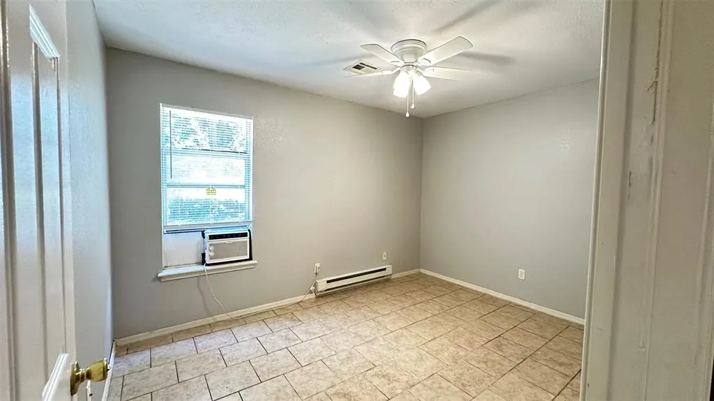 Photo 6 — 405 SE 22nd Street, Oklahoma City, OK 73129