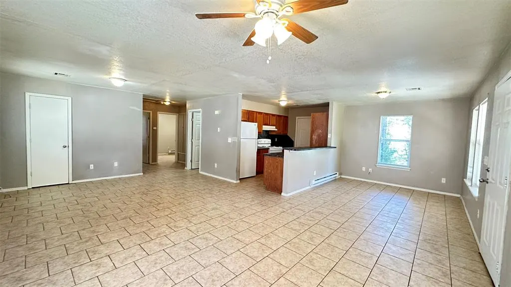 Photo 15 — 405 SE 22nd Street, Oklahoma City, OK 73129