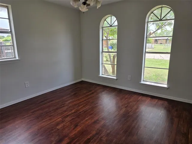 Photo 5 — 113 Glenhaven Drive, Chickasha, OK 73018