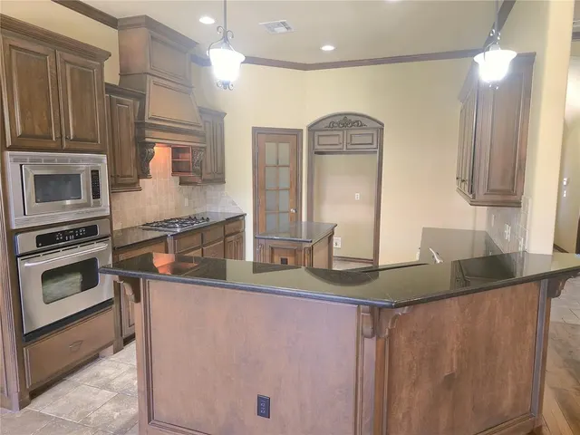 Photo 8 — 2924 SW 136th Street, Oklahoma City, OK 73170