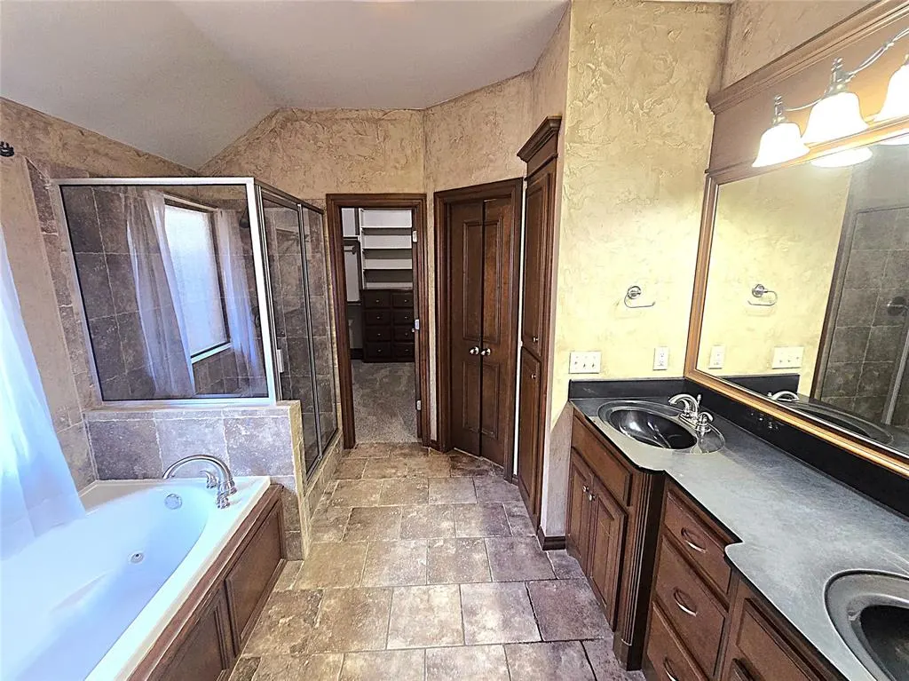 Photo 16 — 2924 SW 136th Street, Oklahoma City, OK 73170