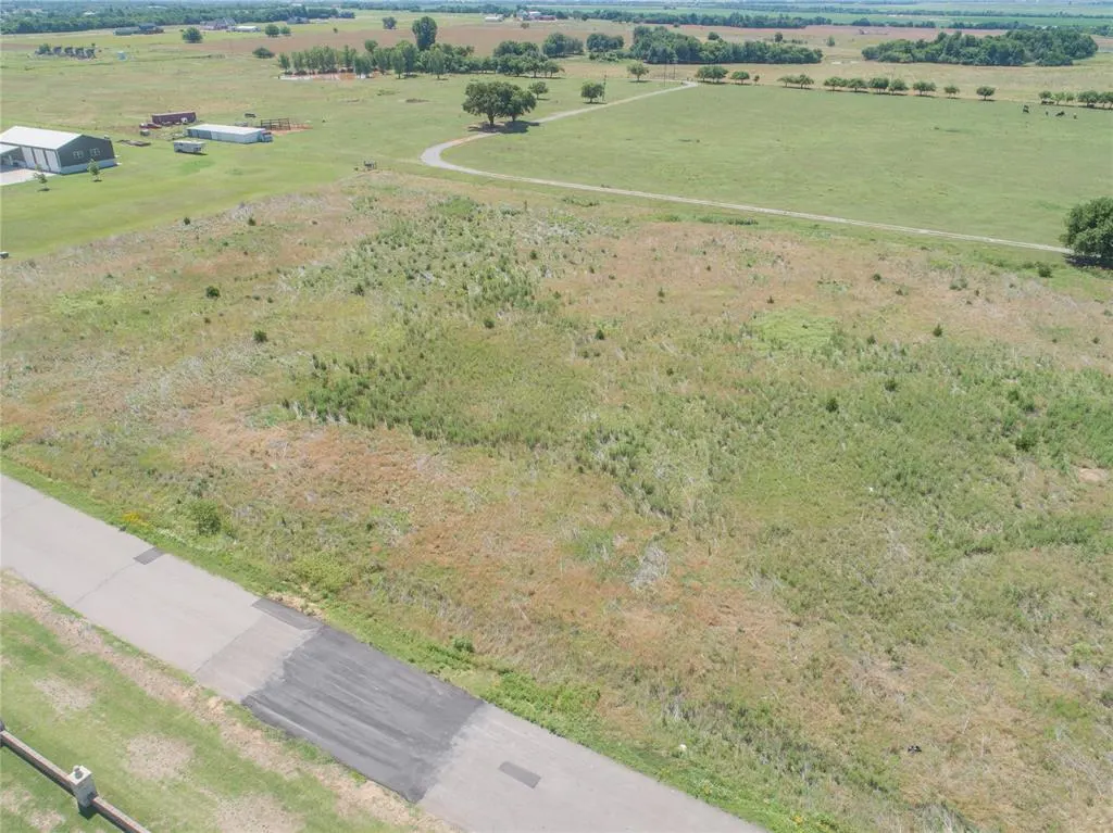 Photo 2 — 15600 SW 94th Street, Mustang, OK 73064