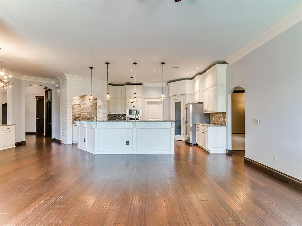 Photo 16 — 14401 Yorkshire Lane, Oklahoma City, OK 73142