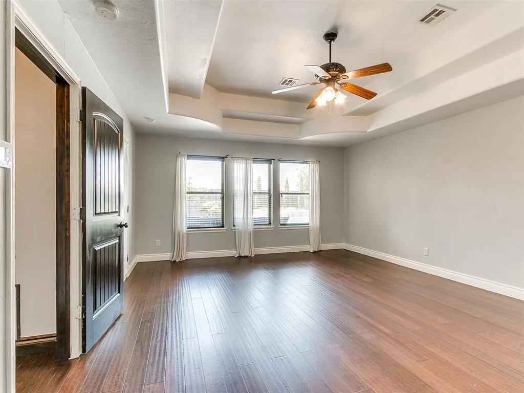 Photo 23 — 14401 Yorkshire Lane, Oklahoma City, OK 73142