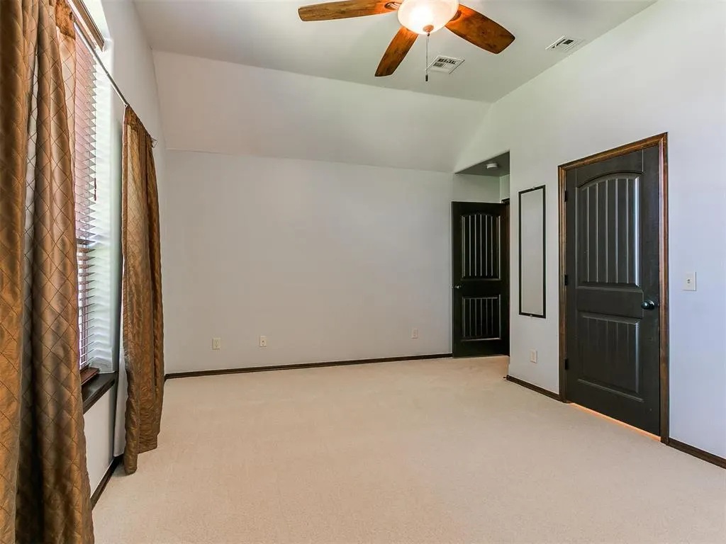 Photo 28 — 14401 Yorkshire Lane, Oklahoma City, OK 73142