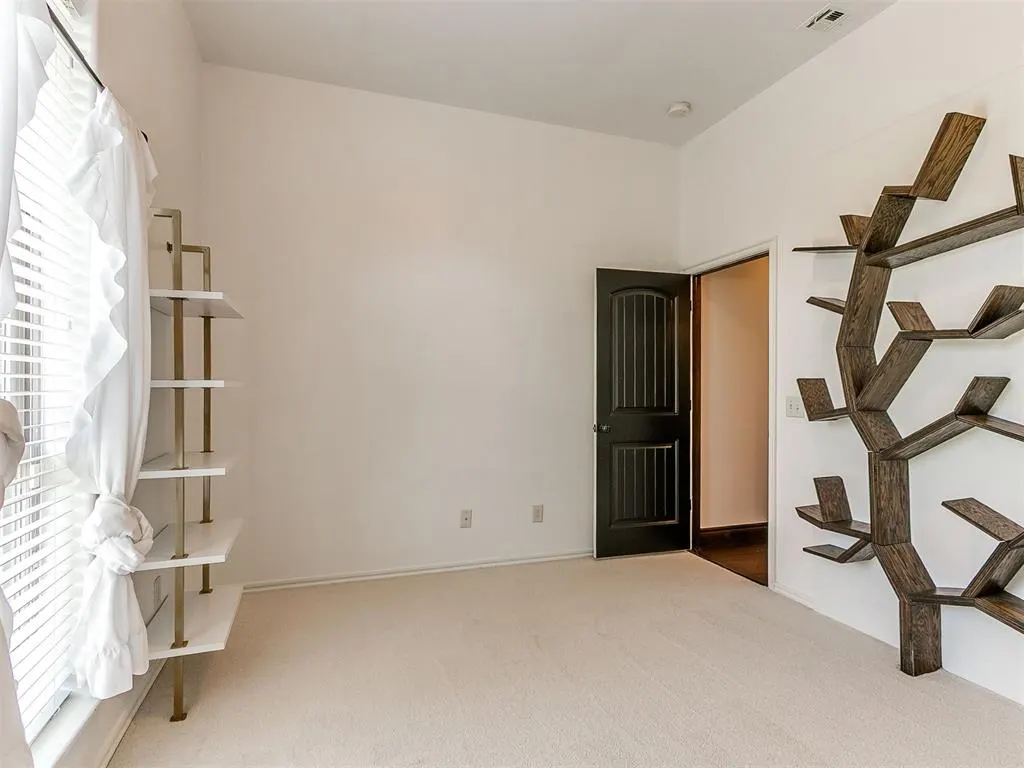 Photo 34 — 14401 Yorkshire Lane, Oklahoma City, OK 73142