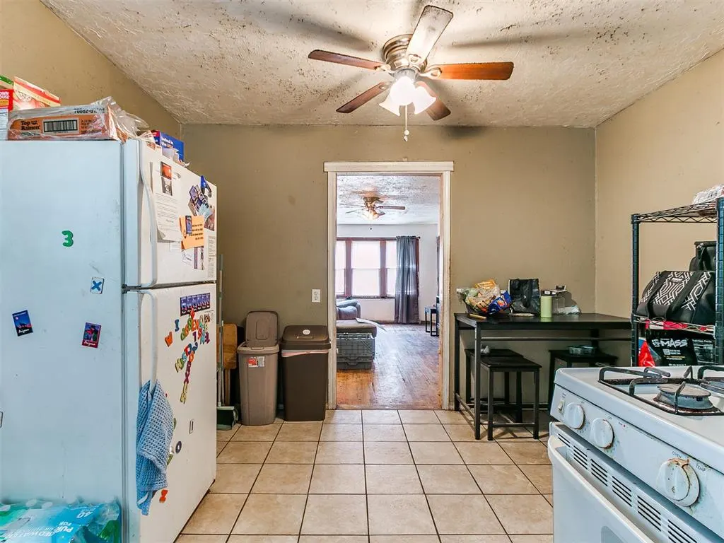 Photo 15 — 1137 Carverdale Drive, Oklahoma City, OK 73117