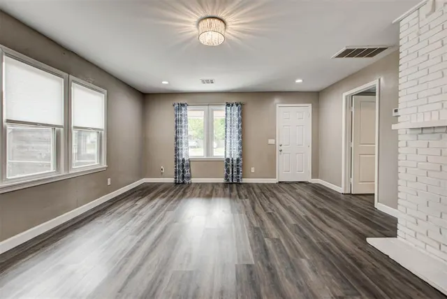 Photo 4 — 2319 NW 18th Street, Oklahoma City, OK 73107