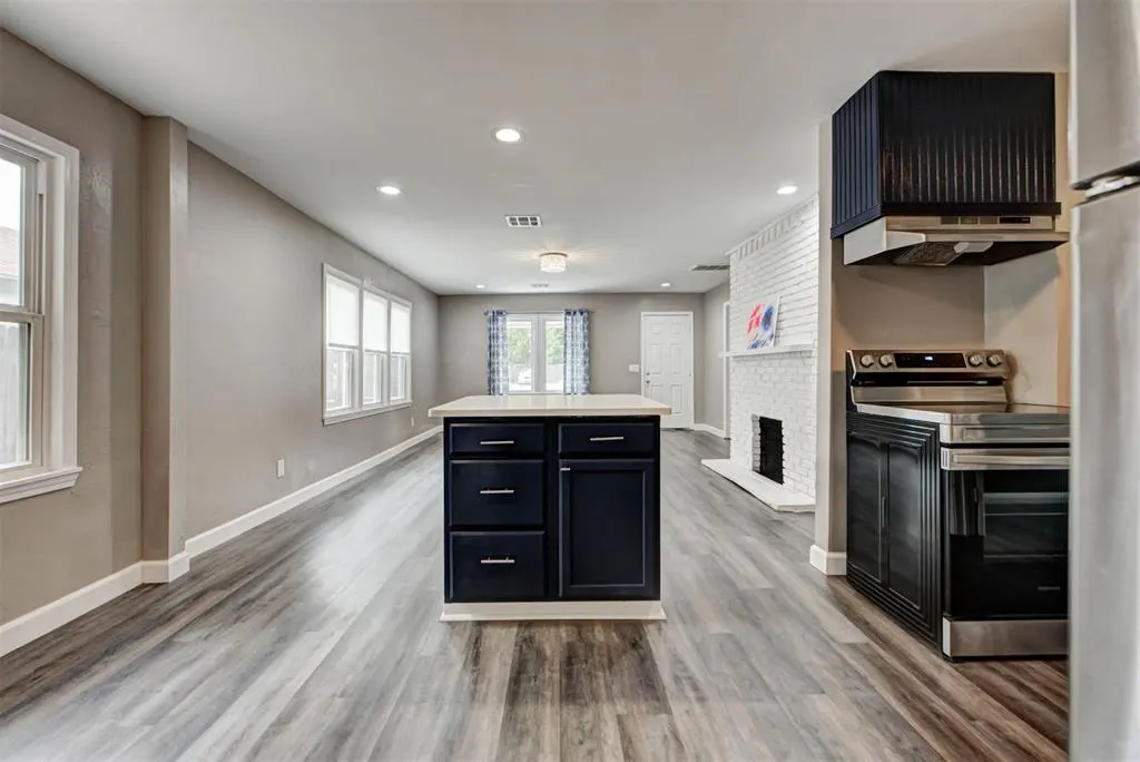 Photo 8 — 2319 NW 18th Street, Oklahoma City, OK 73107