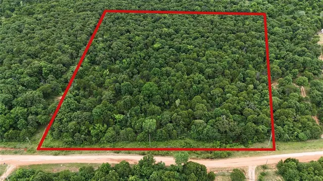 Photo 7 — 18730 Deer Creek Road, Lexington, OK 73051
