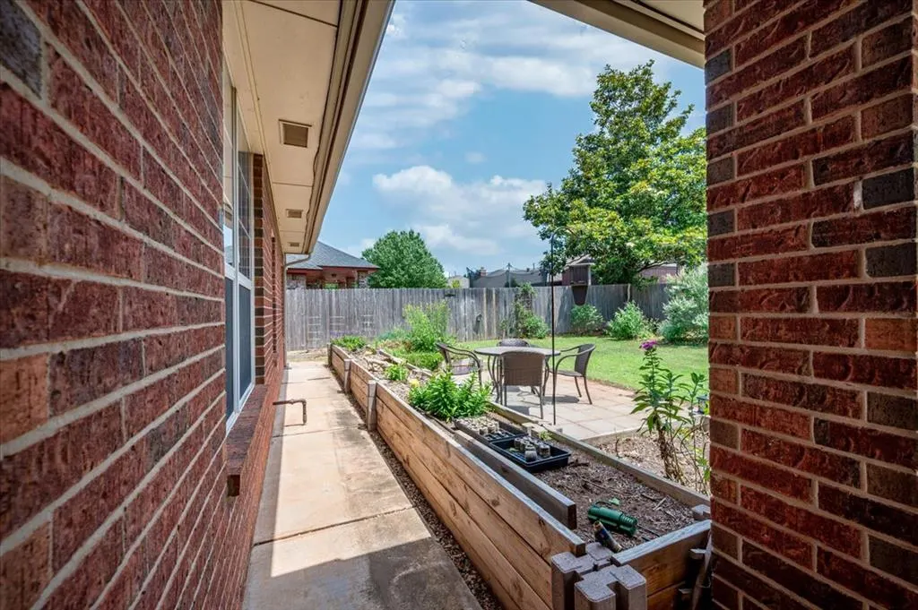 Photo 8 — 6008 SE 57th Street, Oklahoma City, OK 73135