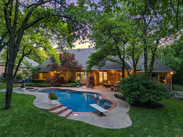 Front exterior — 3824 Deerbrook Court, Edmond, OK 73003
