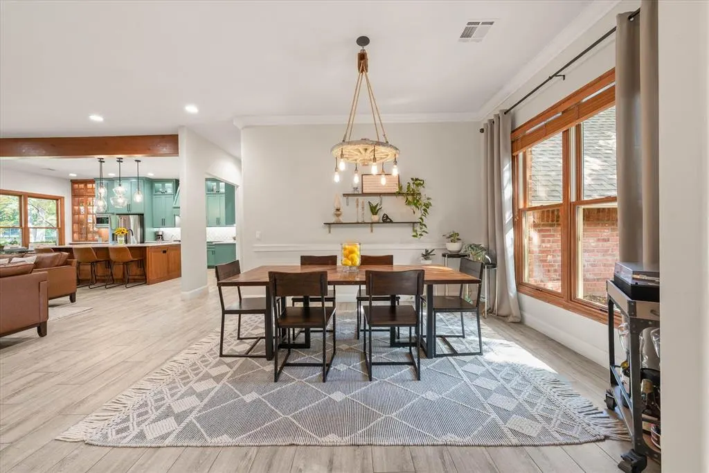 Photo 9 — 3824 Deerbrook Court, Edmond, OK 73003