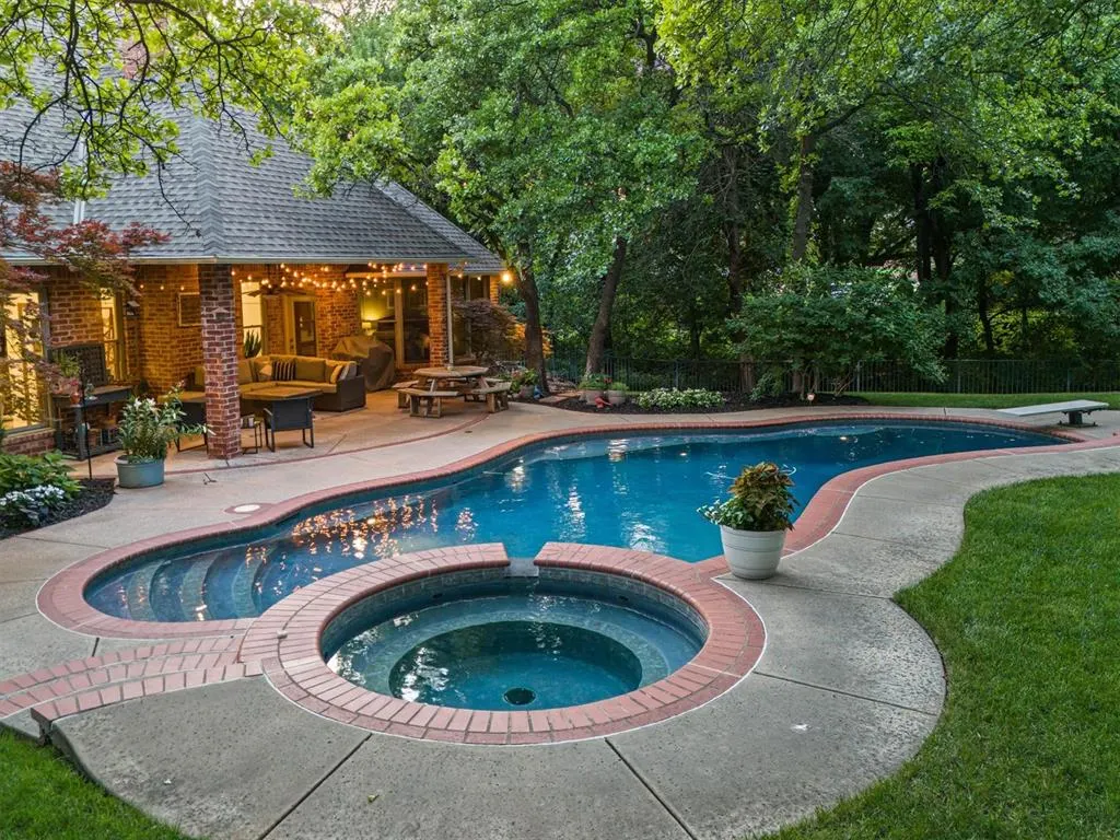 Photo 10 — 3824 Deerbrook Court, Edmond, OK 73003