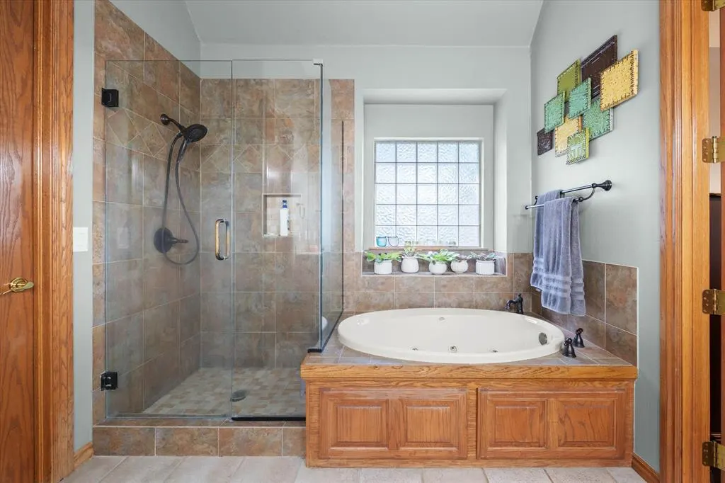 Photo 21 — 3824 Deerbrook Court, Edmond, OK 73003