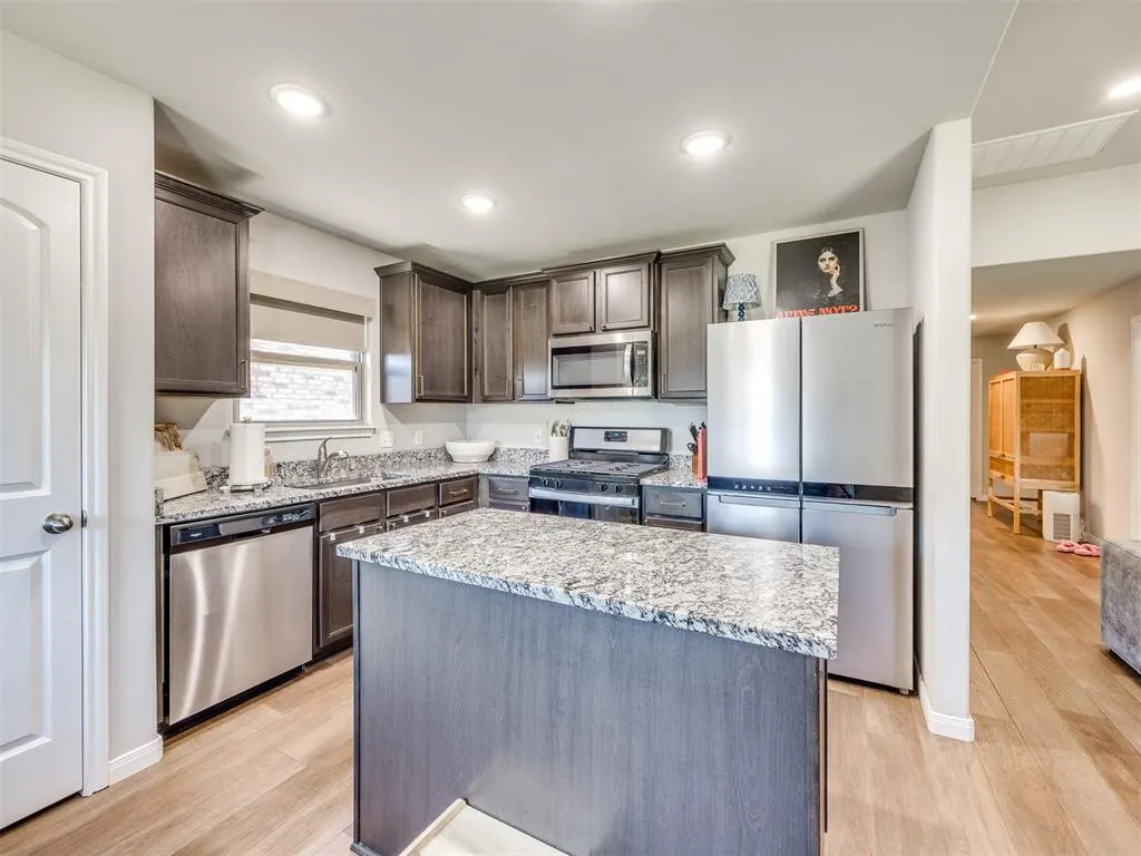 Photo 6 — 1104 NW 4th Street, Newcastle, OK 73065