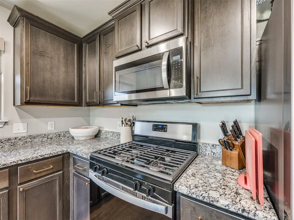 Photo 8 — 1104 NW 4th Street, Newcastle, OK 73065
