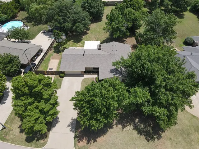 Photo 3 — 10724 Major Avenue, Oklahoma City, OK 73120