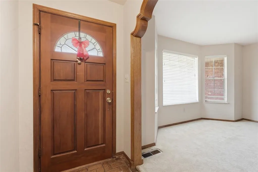 Photo 5 — 3608 Gardenview Drive, Oklahoma City, OK 73110
