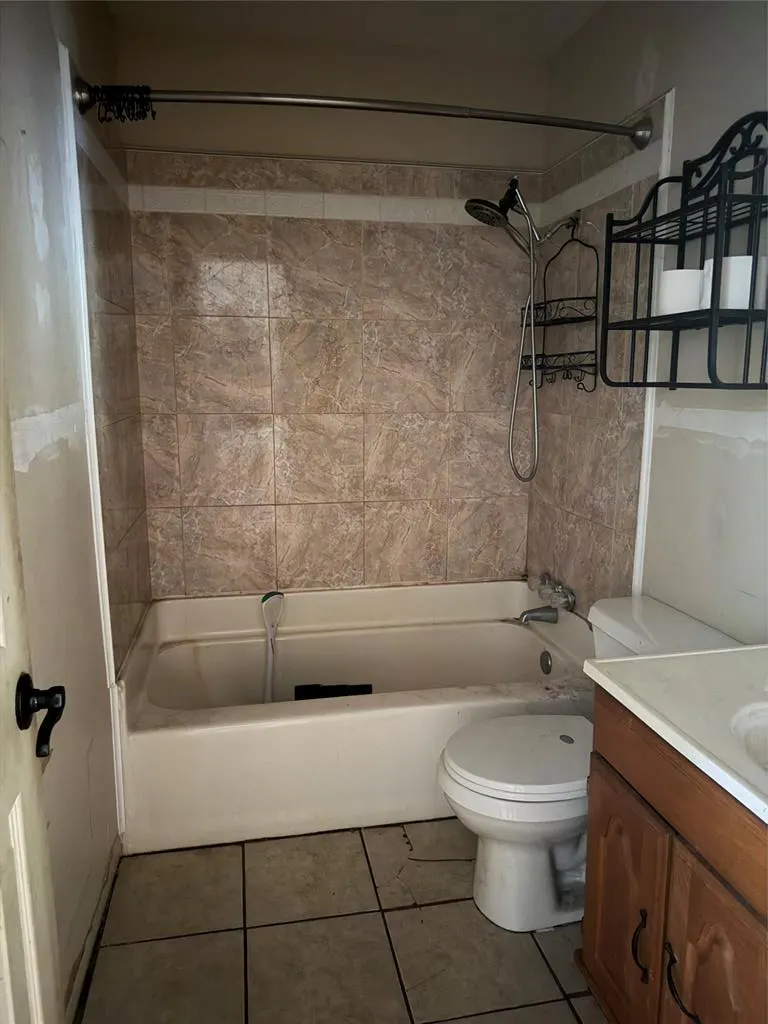 Photo 17 — 2112 N Canary Lane, Altus, OK 73521