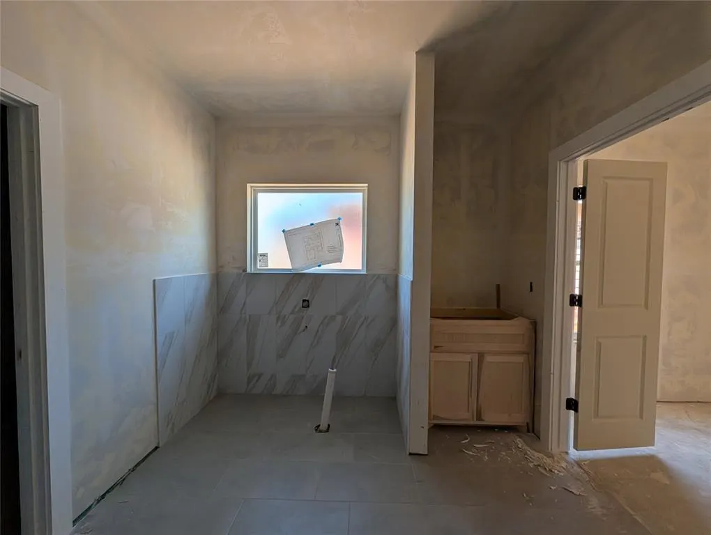 Photo 5 — 4909 Limestone Drive, Oklahoma City, OK 73179
