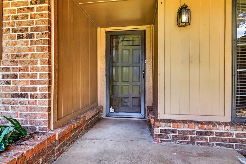 Photo 4 — 1200 Rockwood Drive, Edmond, OK 73013