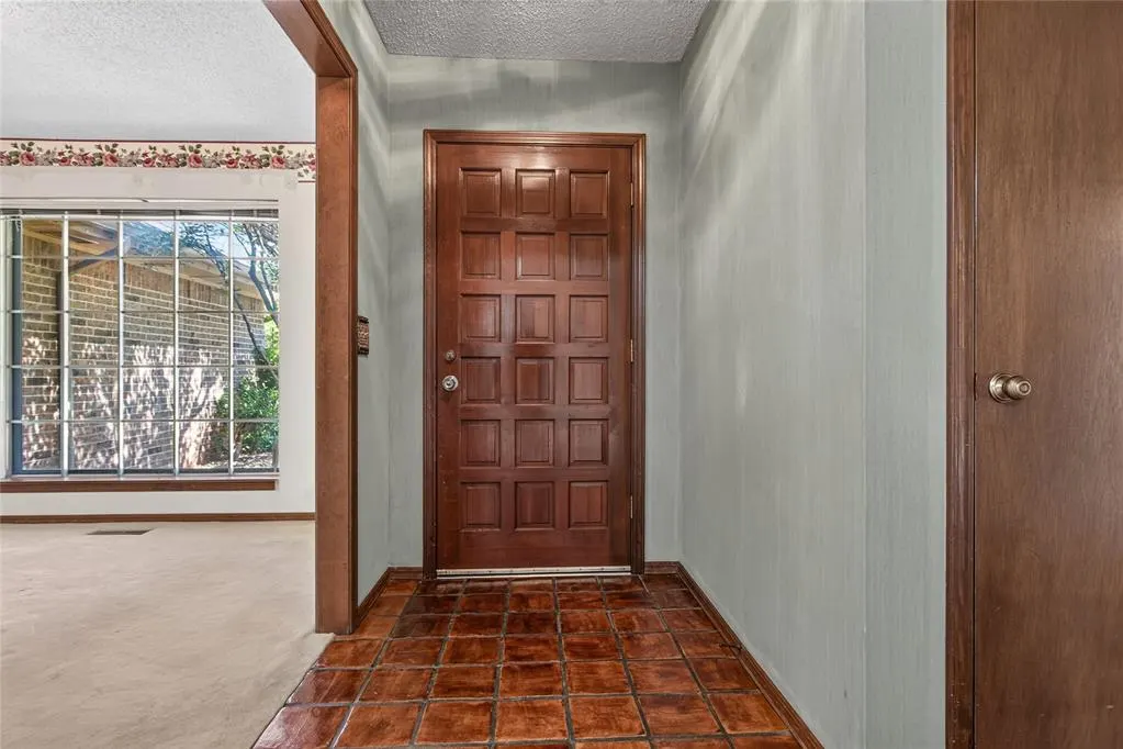 Photo 5 — 1200 Rockwood Drive, Edmond, OK 73013