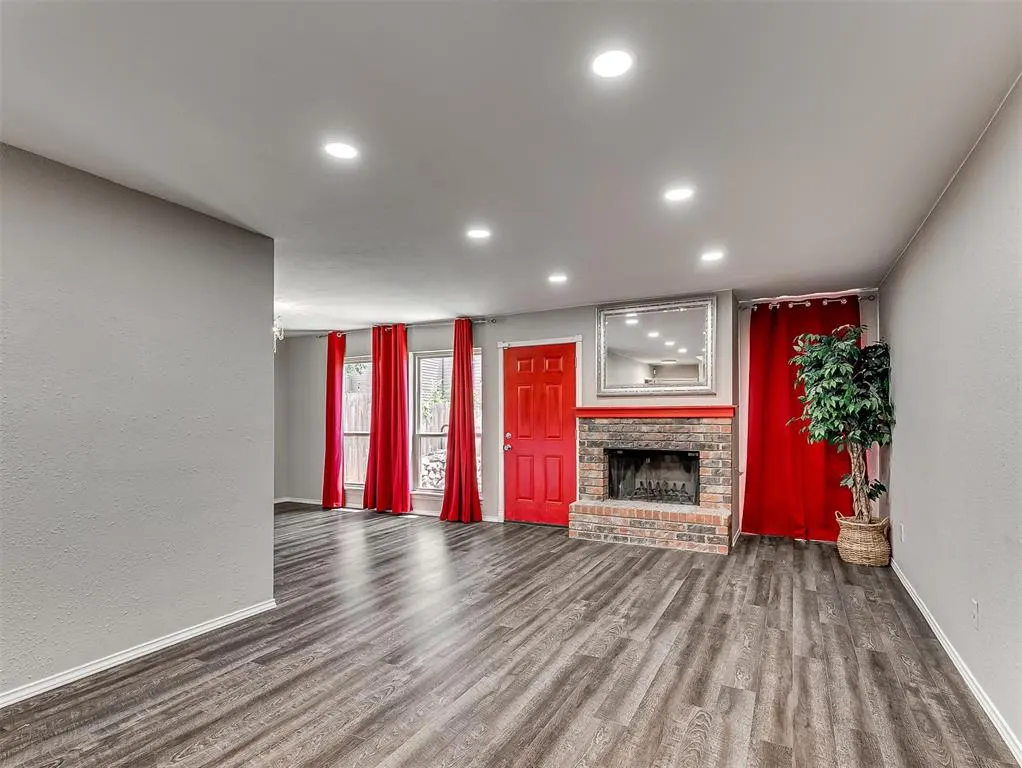 Photo 5 — 4606 Hemlock Lane, Oklahoma City, OK 73162