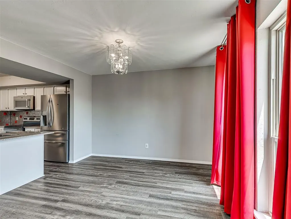 Photo 8 — 4606 Hemlock Lane, Oklahoma City, OK 73162