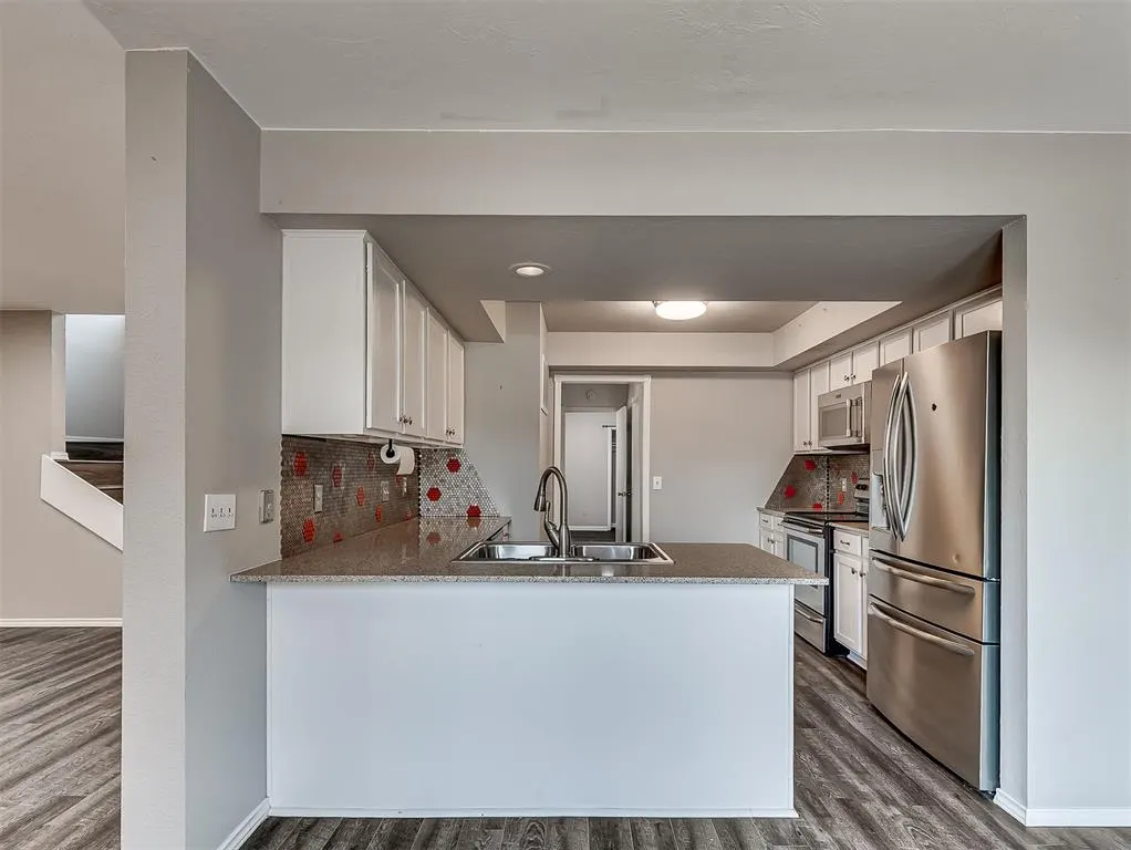 Photo 10 — 4606 Hemlock Lane, Oklahoma City, OK 73162