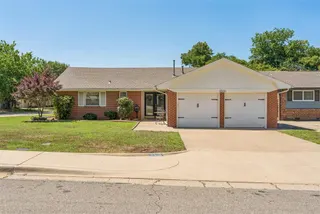 Sold home at 2500 NW 45th Street