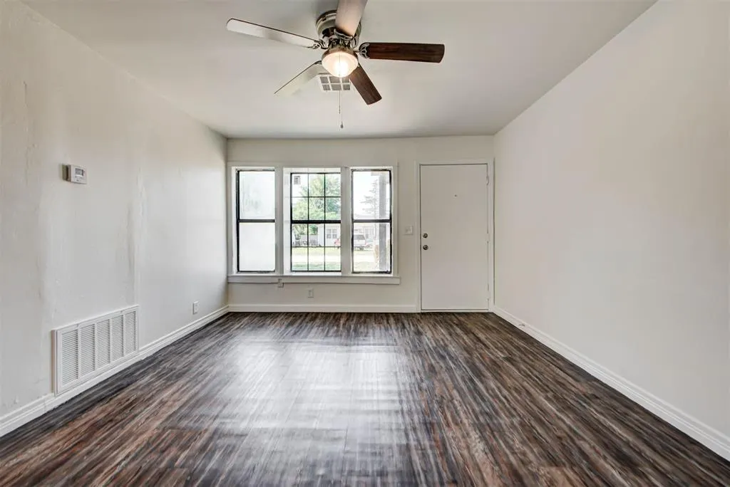 Photo 10 — 6709 NW 24th Street, Bethany, OK 73008