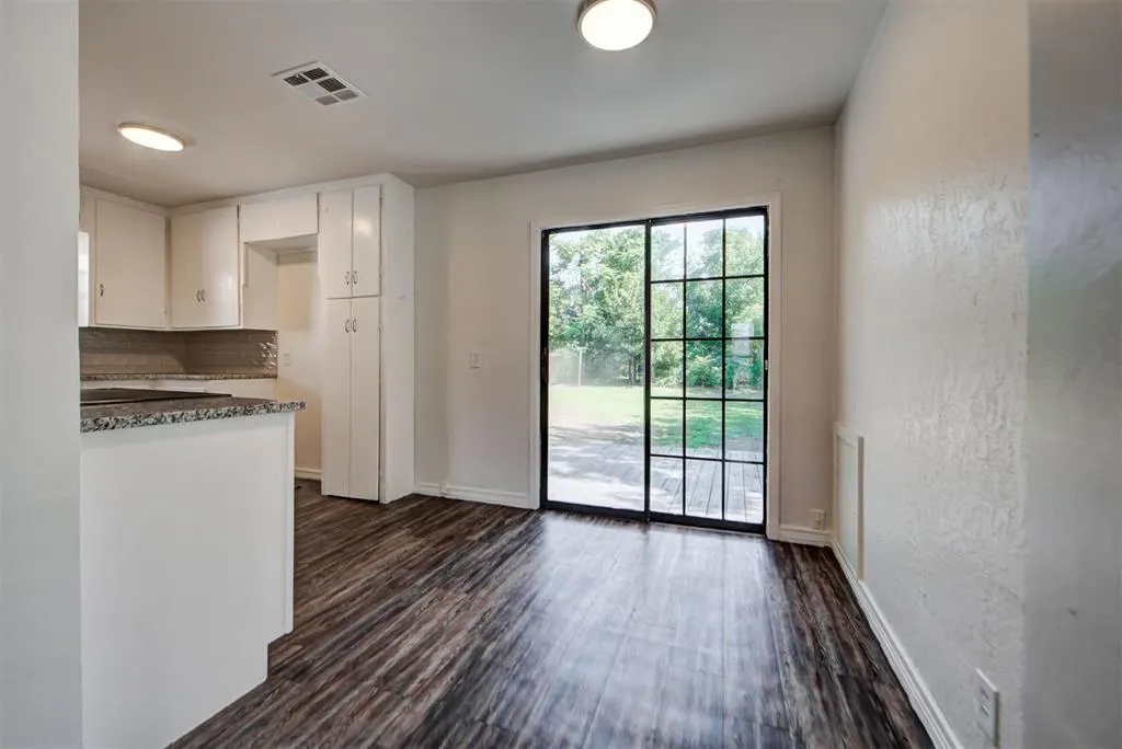 Photo 12 — 6709 NW 24th Street, Bethany, OK 73008