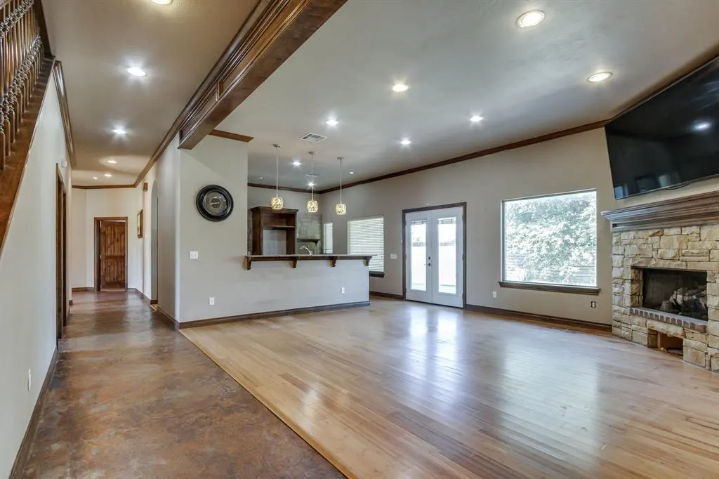 Photo 12 — 617 N Kate Avenue, Oklahoma City, OK 73117