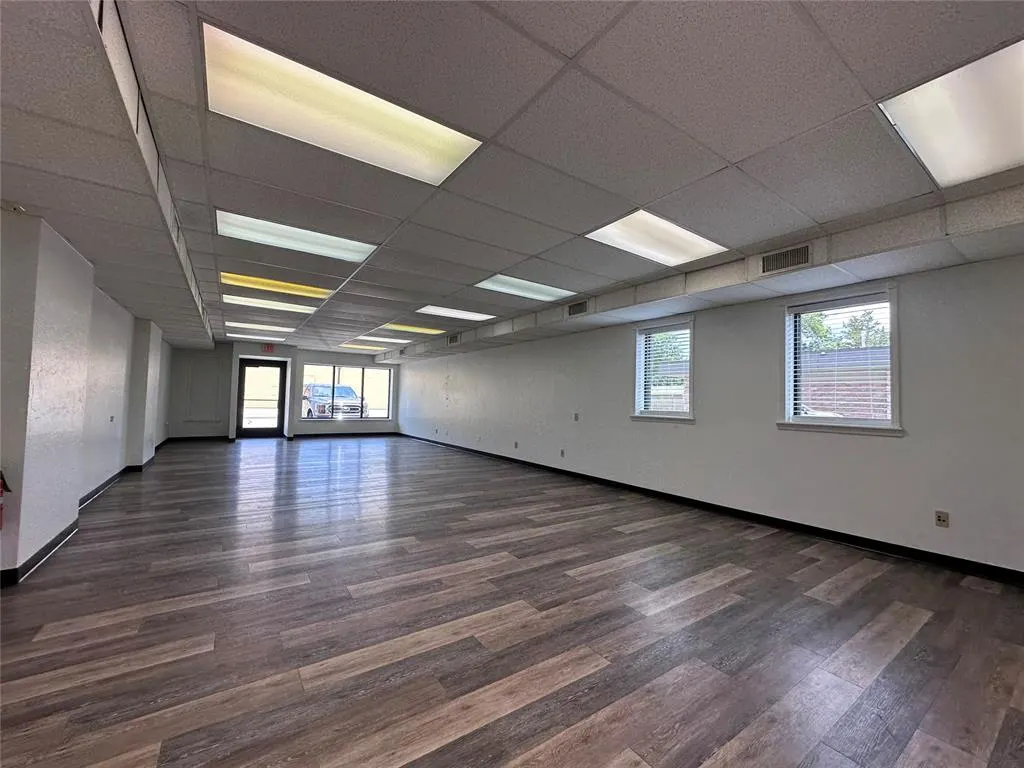 Photo 2 — 120 Thompson Drive 120, Norman, OK 73069