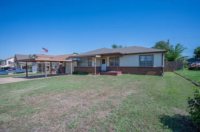 Photo 2 — 937 SW 34 Street, Oklahoma City, OK 73109