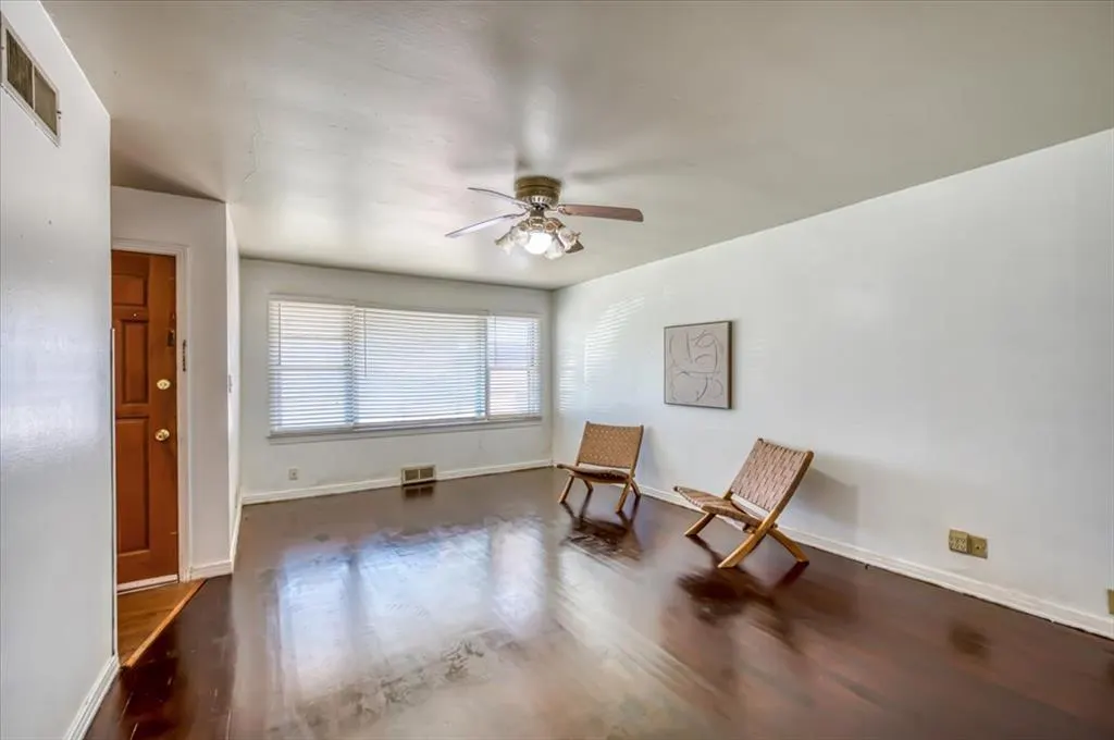 Photo 6 — 937 SW 34 Street, Oklahoma City, OK 73109