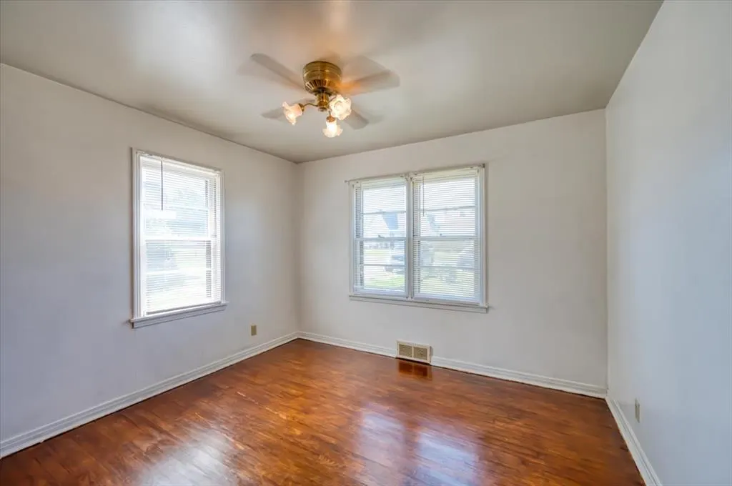 Photo 14 — 937 SW 34 Street, Oklahoma City, OK 73109