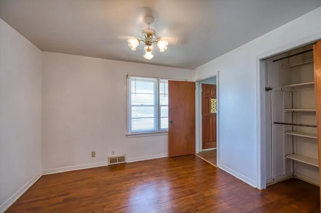 Photo 16 — 937 SW 34 Street, Oklahoma City, OK 73109