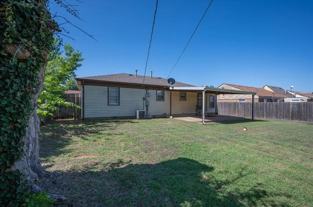 Photo 23 — 937 SW 34 Street, Oklahoma City, OK 73109